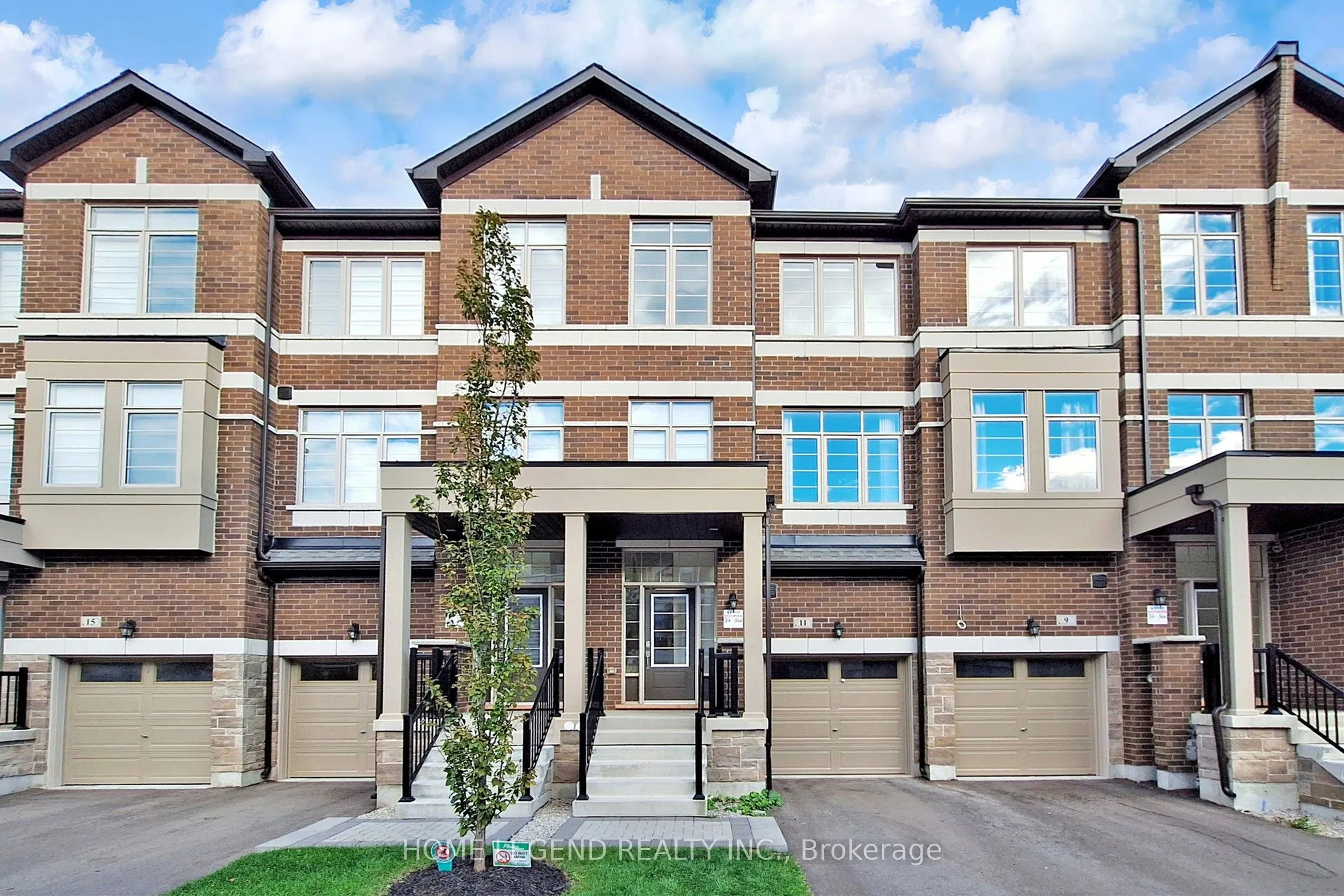 11 Sissons Way, ON L6B 1R2