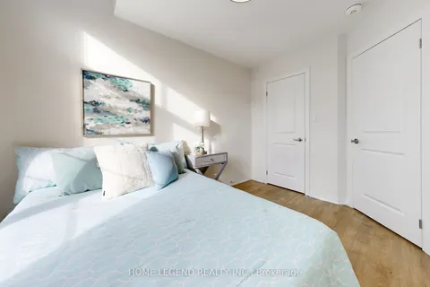 11 Sissons Way, ON L6B 1R2