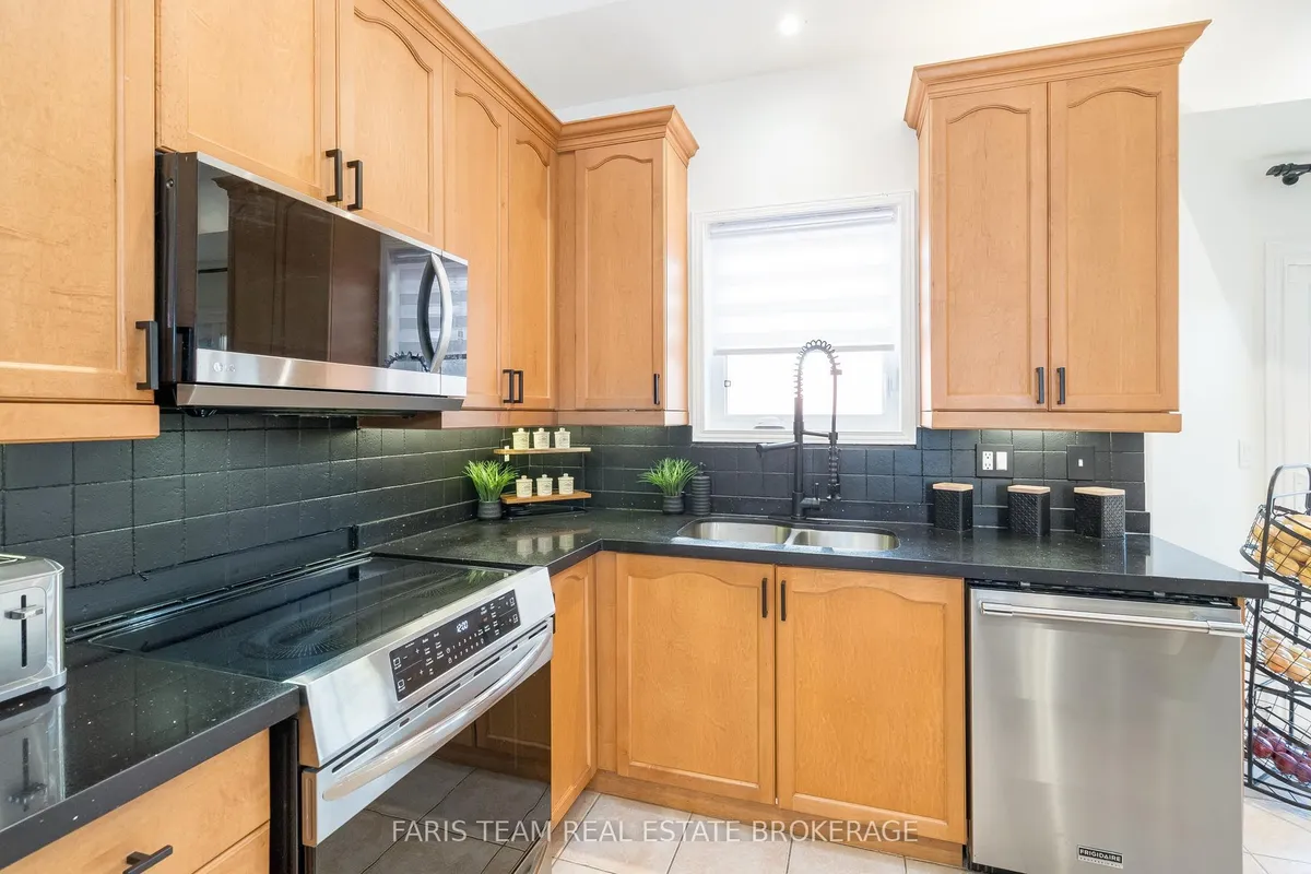 1075 Muriel Street, ON L9S 4W7