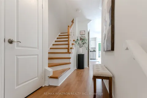 113 Mugford Road, ON L4G 7J5