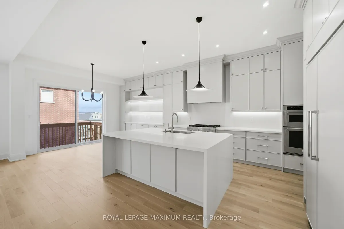 6 Donsgrove Court, ON L4J 9A1