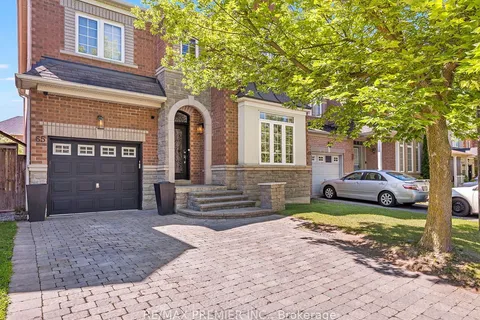 65 Victoria Wood Avenue, ON L6E 1K2