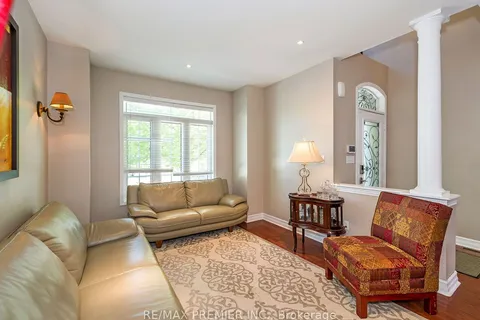 65 Victoria Wood Avenue, ON L6E 1K2