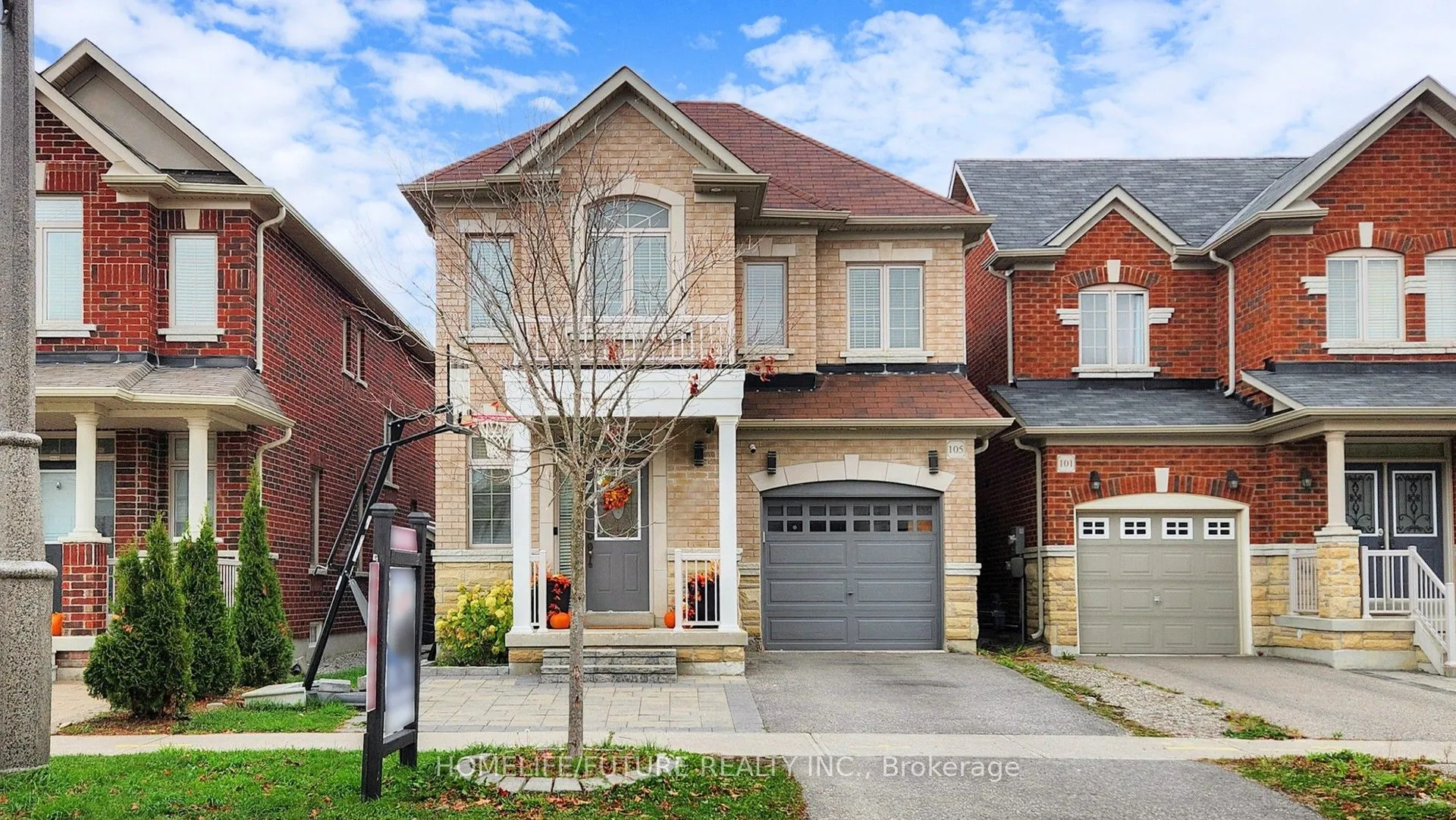 105 Juglans Crescent, ON L4A 1S5