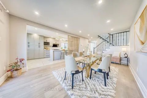 106 Upton Crescent, ON L3R 3T4