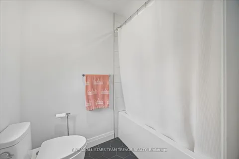 61 Canal Street, ON L4P 1K6