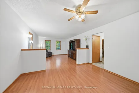 62 Evelyn Avenue, ON L4P 3C8