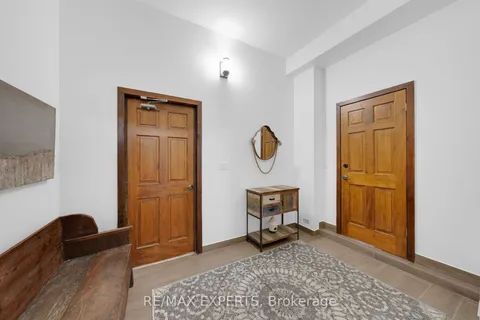 65 John Street, ON L7B 1J6