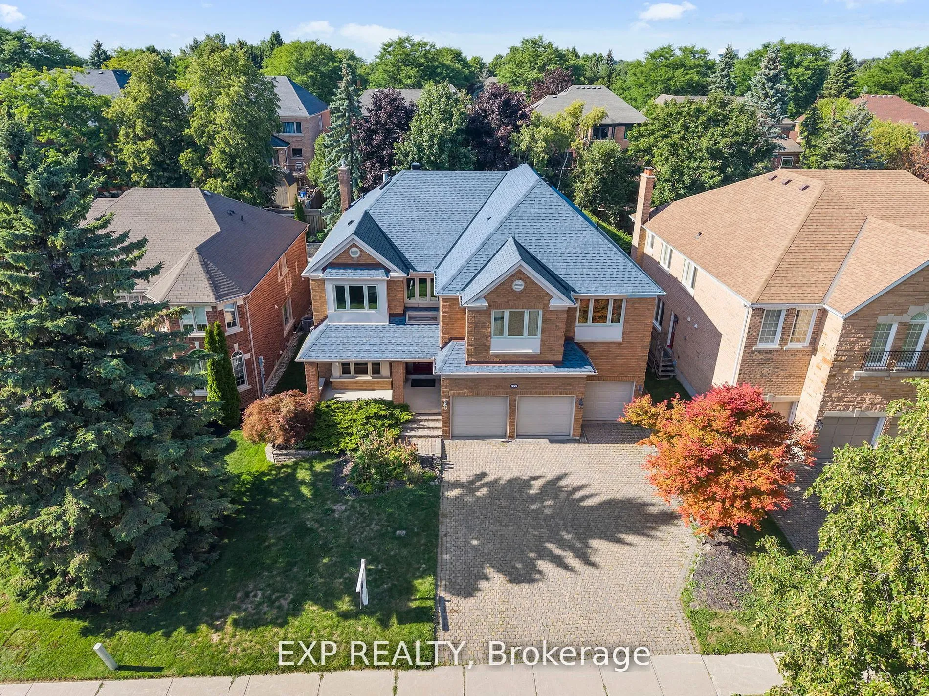 959 Lockwood Circle, ON L3X 1M1