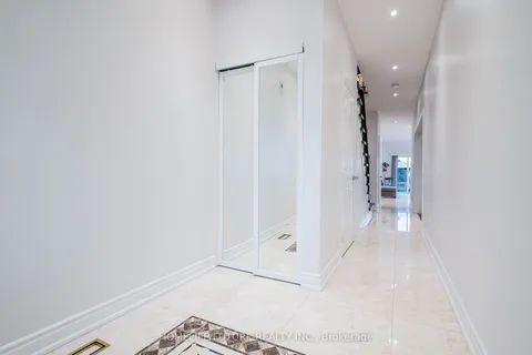 92 Jack Monkman Crescent, ON L3S 0A4