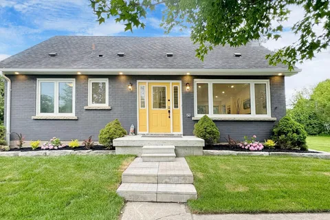 1661 Mount Albert Road, ON L0G 1V0
