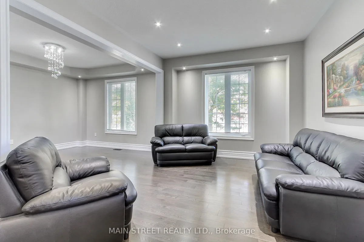 30 Conover Avenue, ON L4G 0A3