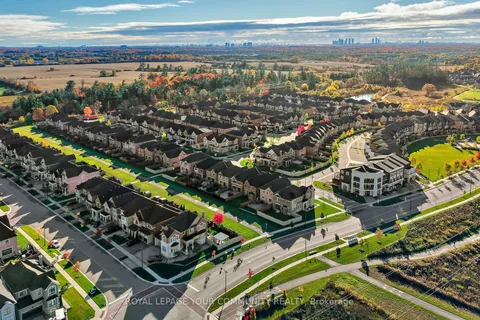 14 Faust Ridge, ON L4H 4T1