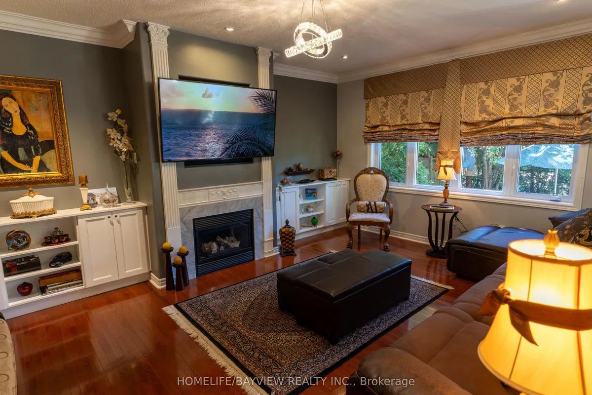 8 Pico Crescent, ON L4J 8P4