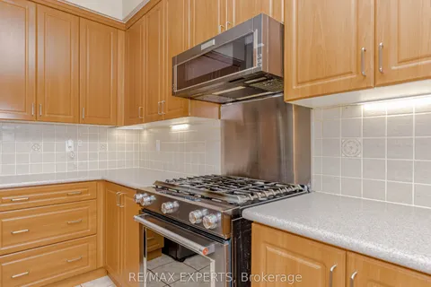 150 Saint Nicholas Crescent, ON L4H 3E6