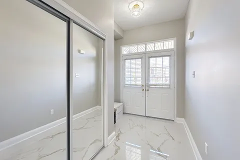 117 Big Hill Crescent, ON L6A 4K7