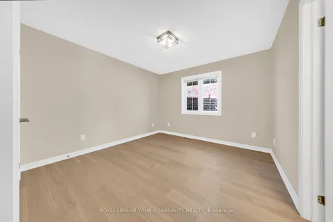 112 Allison Ann Way, ON L6A 0G7