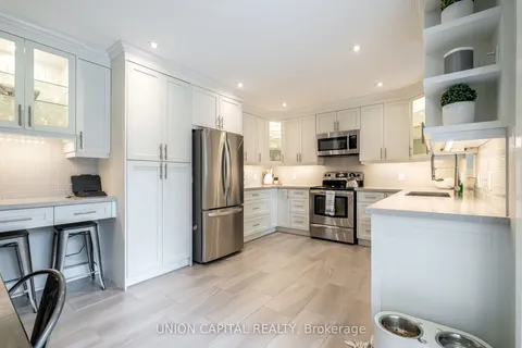 26 Pegg's Crescent, ON L9N 1B3