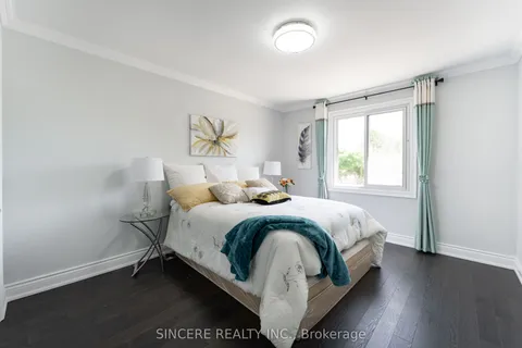 8 Greenbelt Crescent, ON L4C 5R8