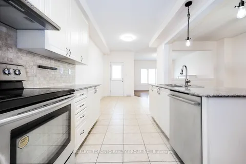 100 Ian Baron Avenue, ON L3R 5C3