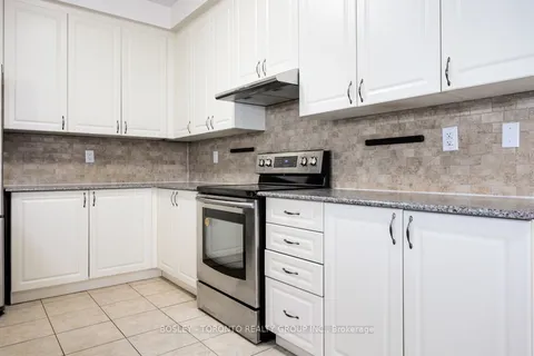 100 Ian Baron Avenue, ON L3R 5C3