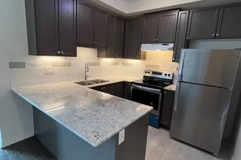 53 Vantage Loop, ON L3X 0K9