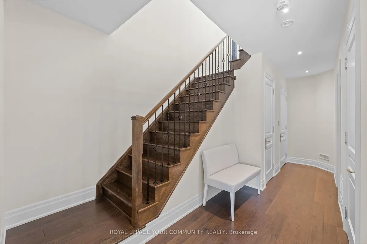 40 Crimson Forest Drive, ON L6A 4C4