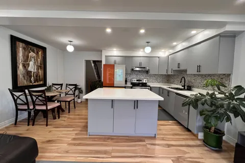 115 Guinevere Road, ON L3S 4R8