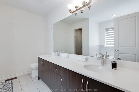 2271 Grainger Loop, ON L9S 0M9