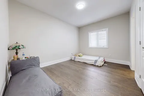 234 Touch Gold Crescent, ON L4G 3X5