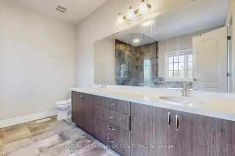 234 Touch Gold Crescent, ON L4G 3X5