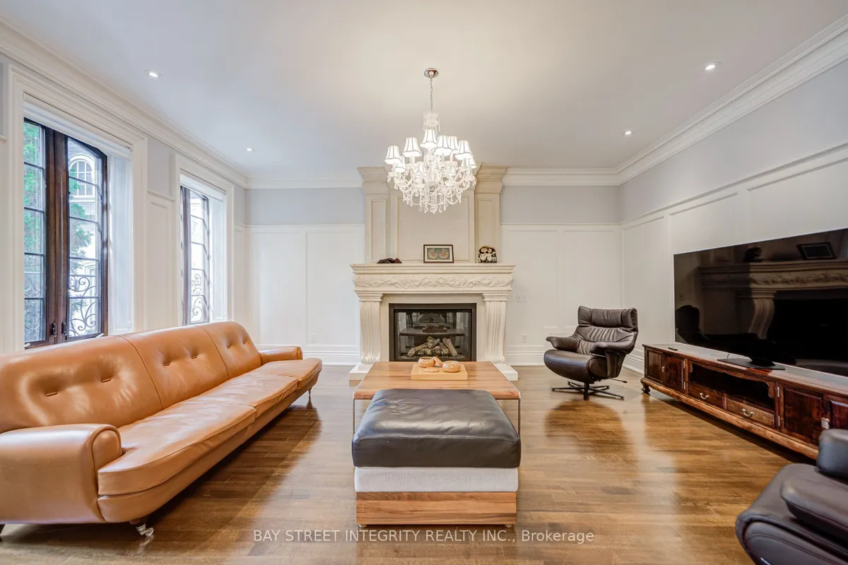 9 Highland Court, ON L4G 2S9