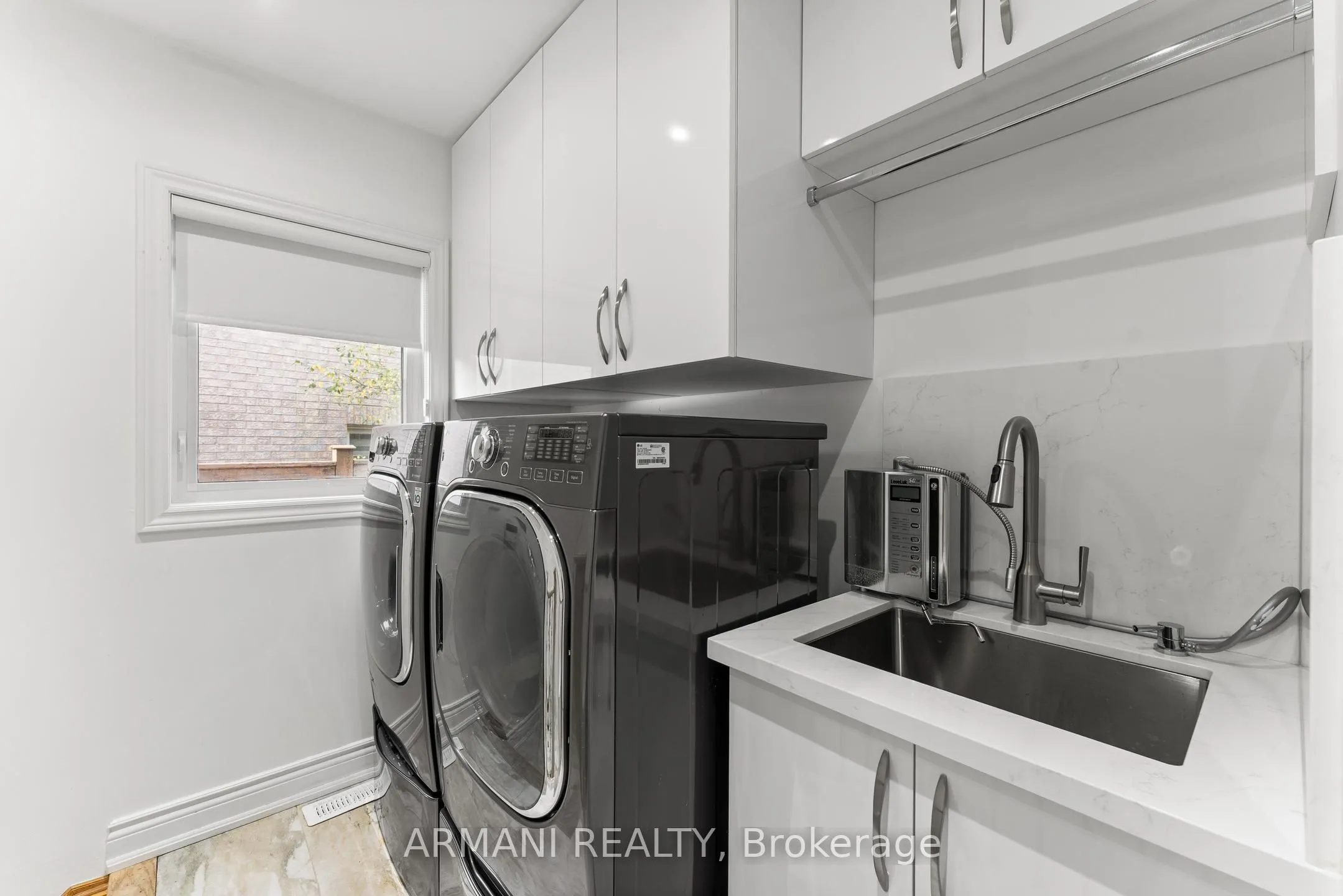 42 St Michele Place, ON L4H 2H8