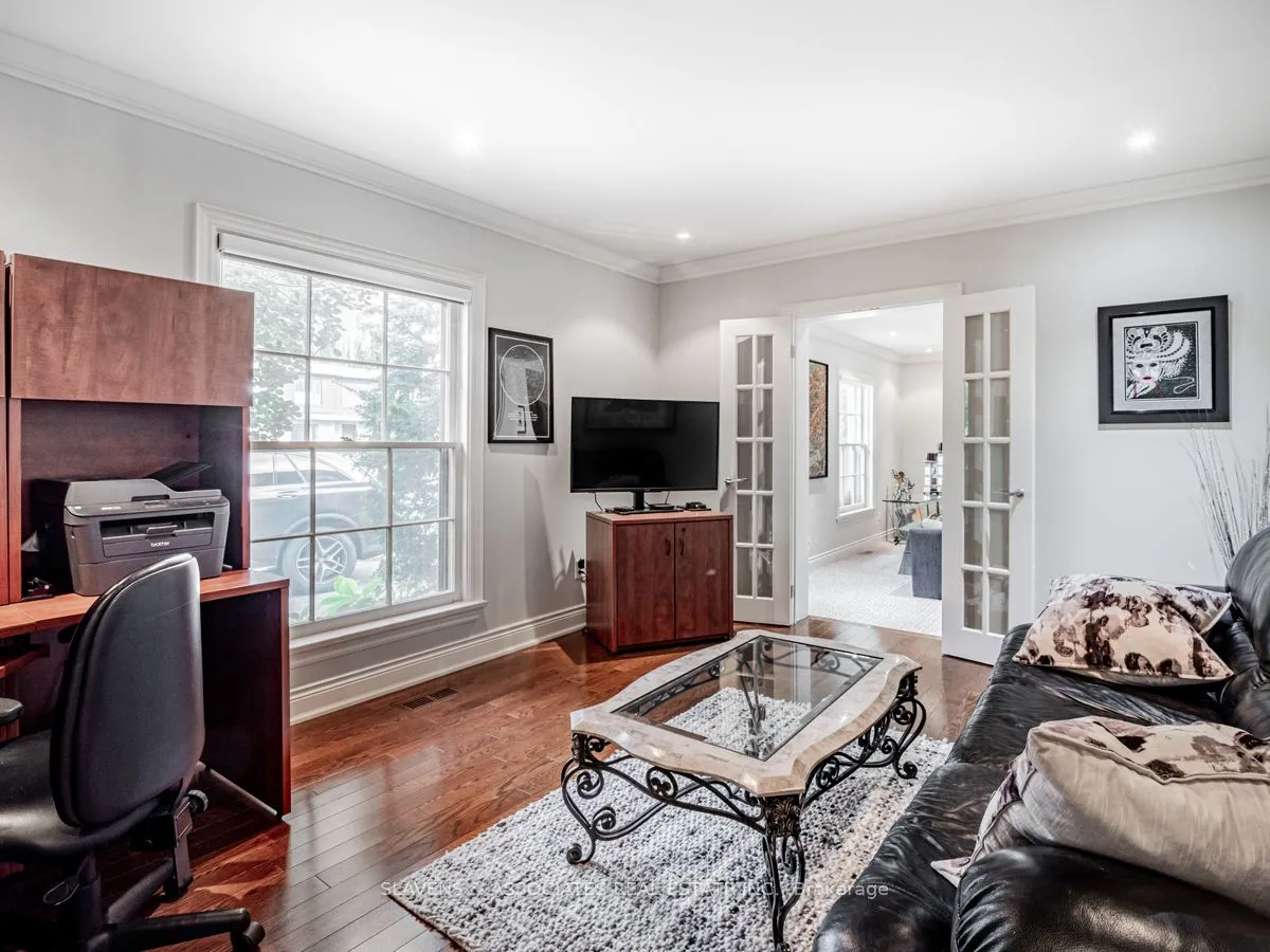 18 Hammok Crescent, ON L3T 2W9