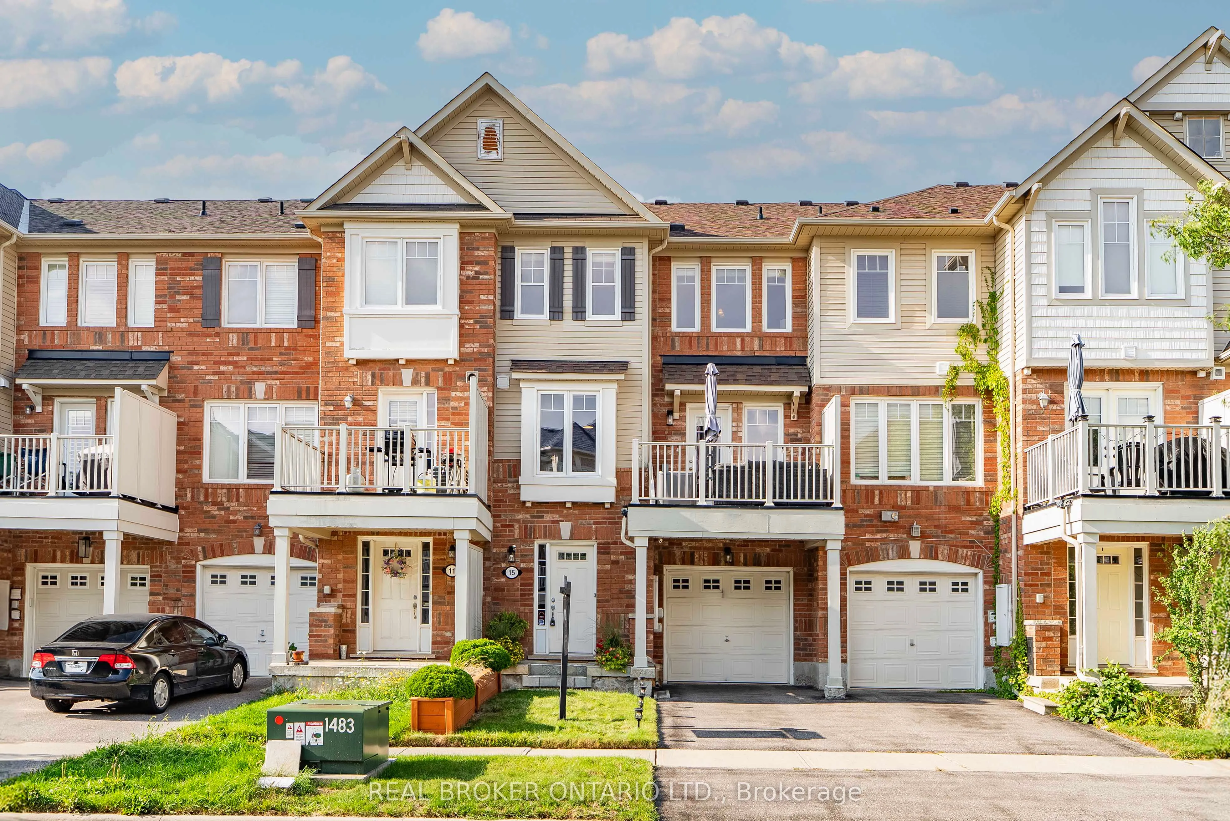 15 Muston Lane, ON L4A 0P9