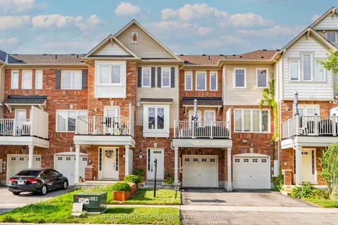 15 Muston Lane, ON L4A 0P9