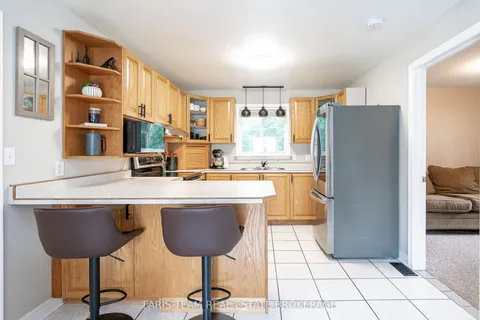 2108 Victoria Street, ON L9S 1K4