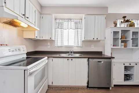 60 Pringle Avenue, ON L3P 2P4