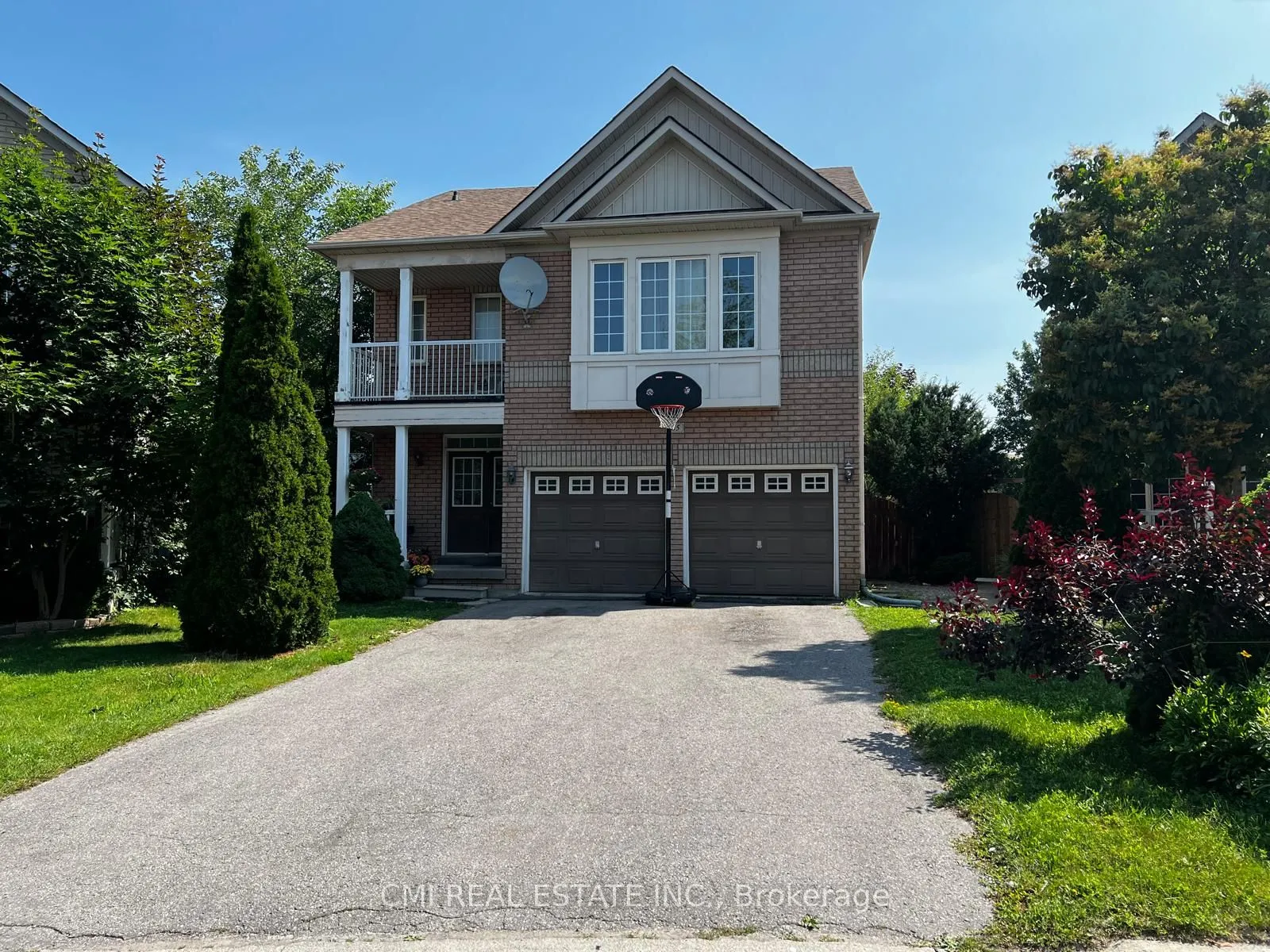 85 Watkins Glen Crescent, ON L4G 7P4
