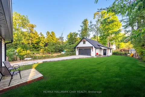 731 Pinegrove Avenue, ON L9S 2K3