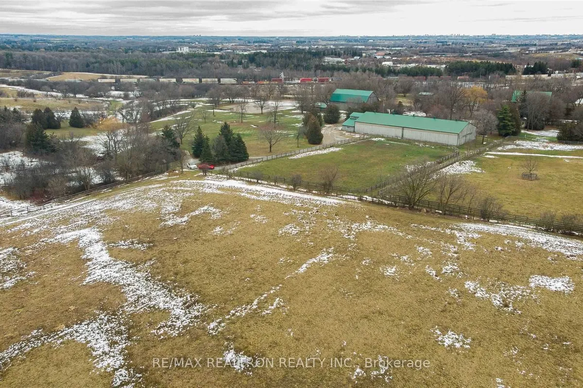 13265 Leslie Street, ON L4E 1A2