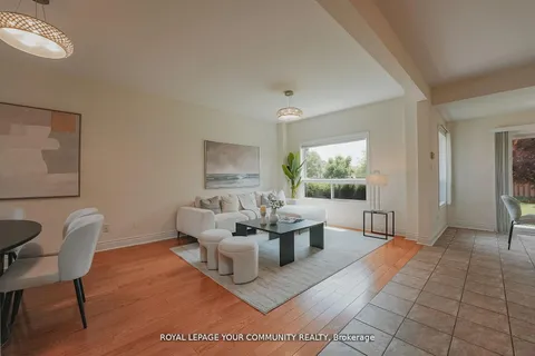 550 Greig Circle, ON L3Y 8S6