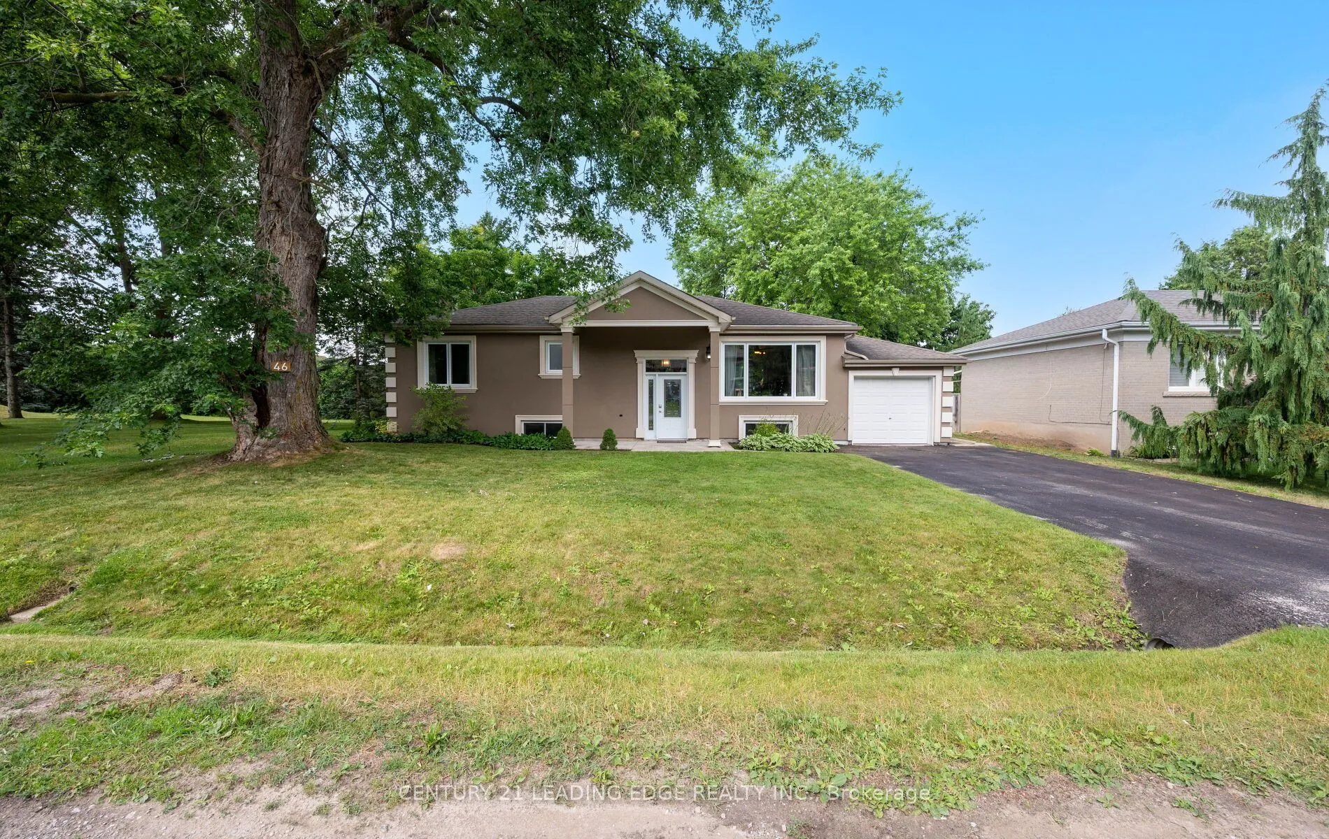 46 William Street, ON L9R 1M7