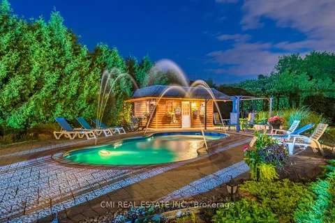 776 Woodland Acres Crescent, ON L6A 1G2