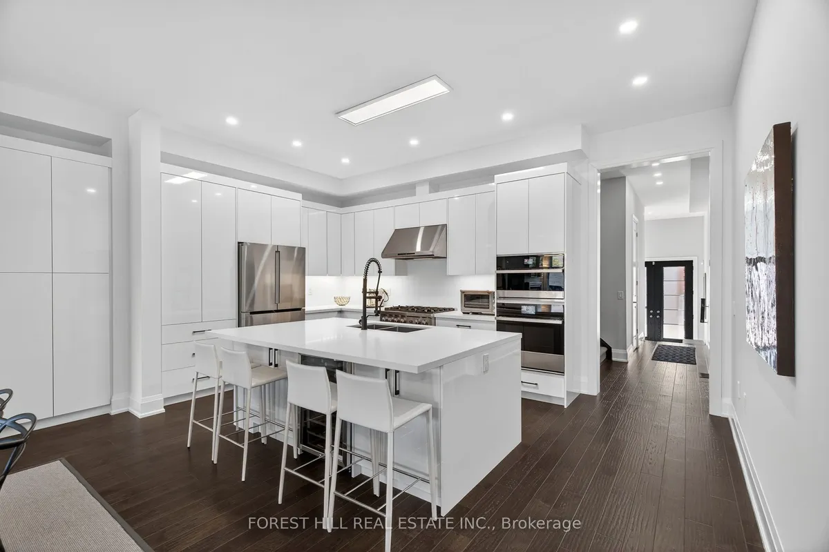 107 Hesperus Road, ON L4J 0G9