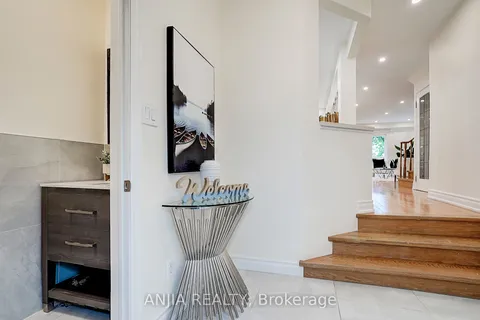 40 Foxglove Court, ON L3R 3Y3