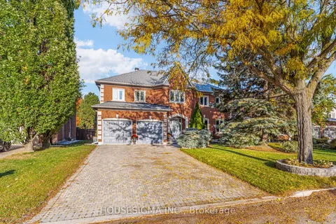 9 Montclair Road, ON L4B 2T4