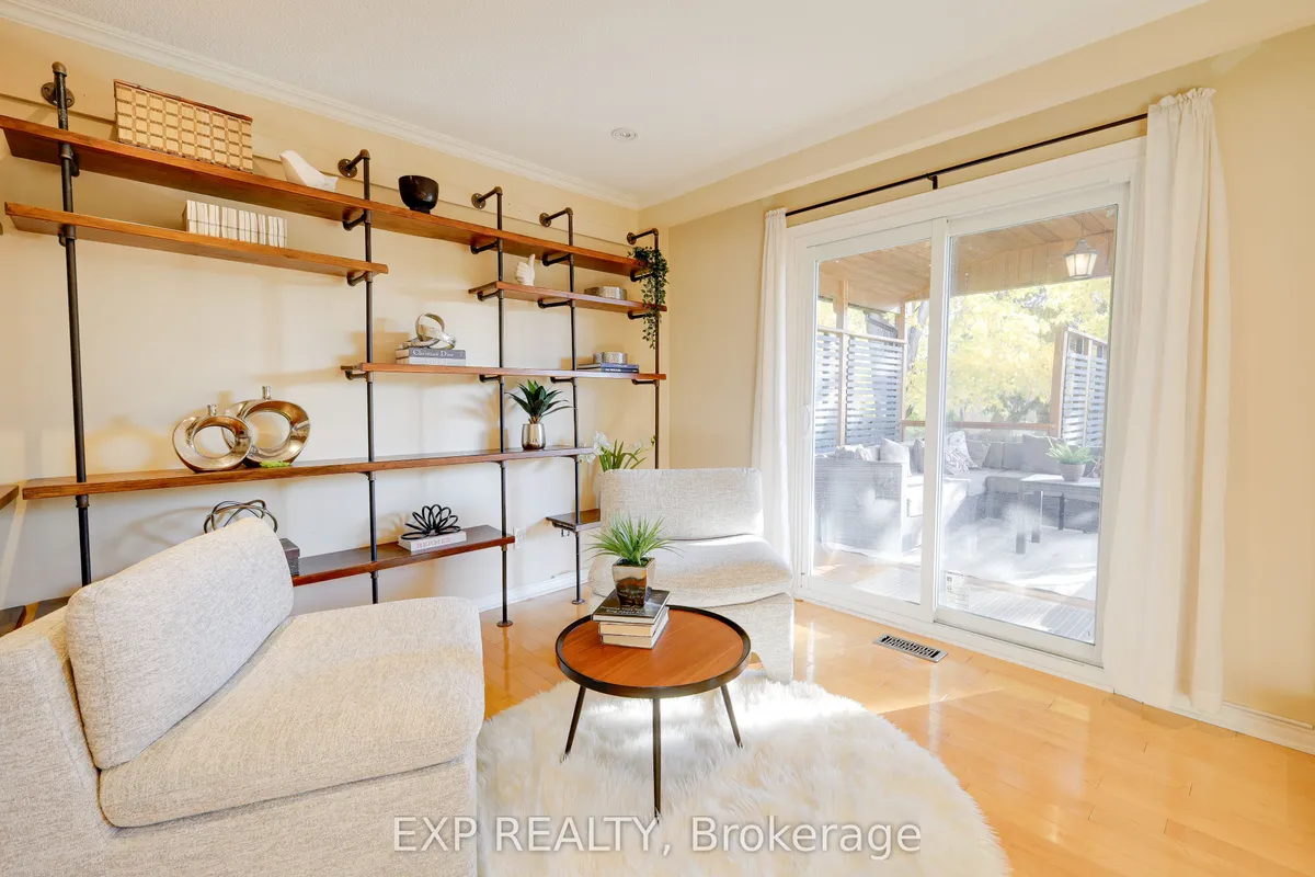 8 Renata Place, ON L3R 2Y1