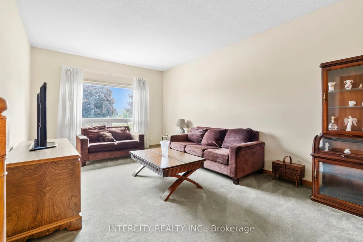 64 Brandy Crescent, ON L4L 3C7