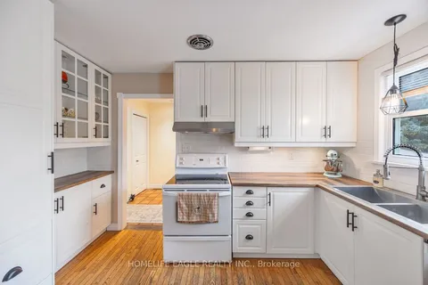 19280 Dufferin Street, ON L3Y 4V9